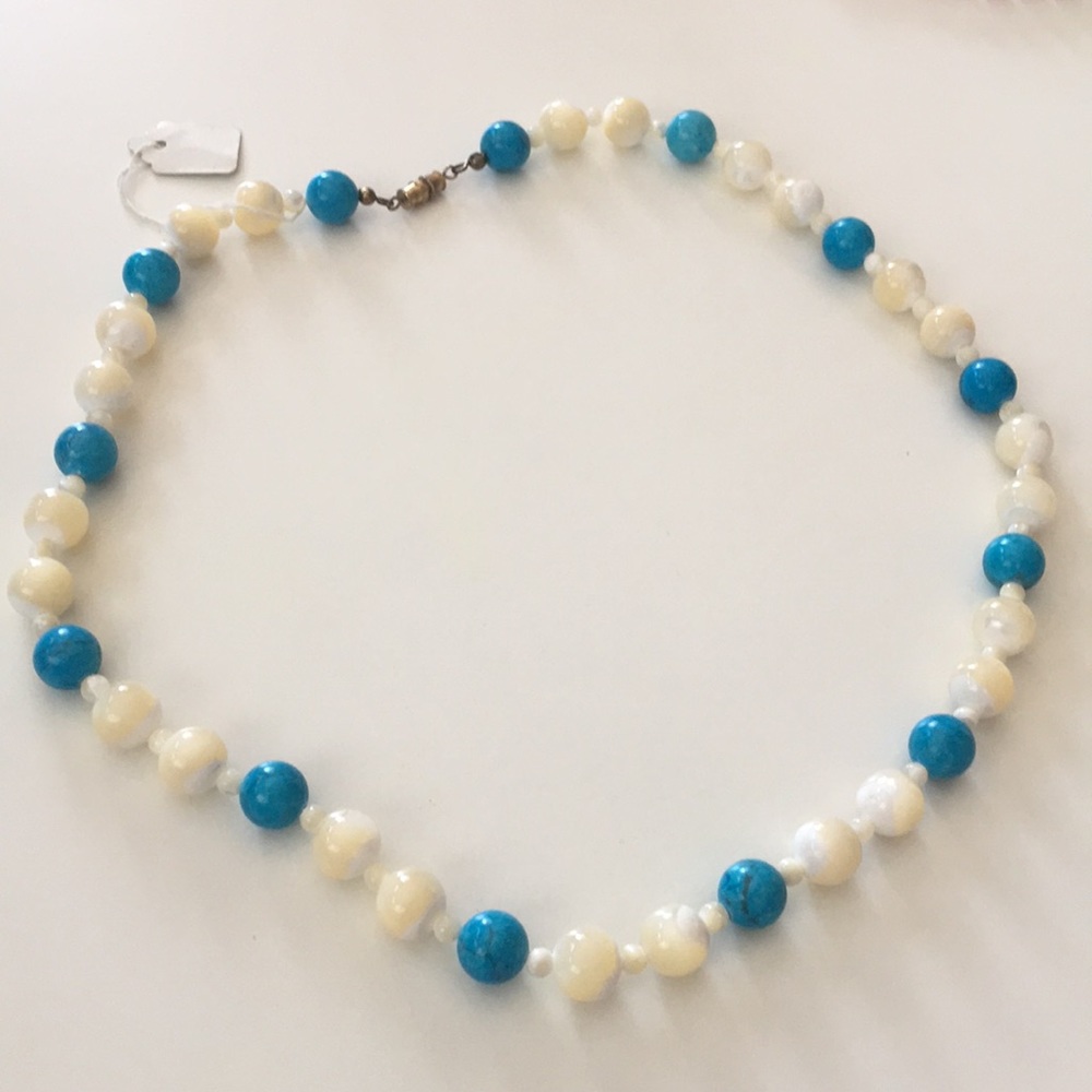 Turquoise pearl necklace